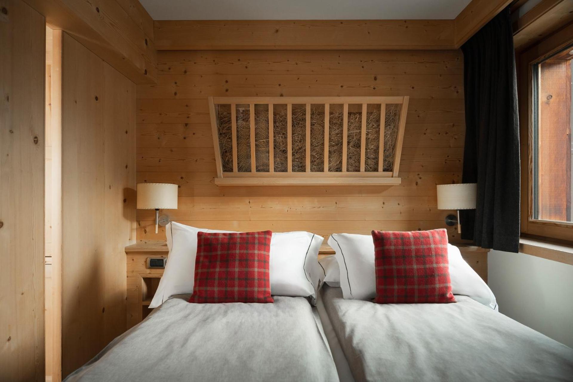 Alpen Hotel Chalet Pradelle Exterior photo